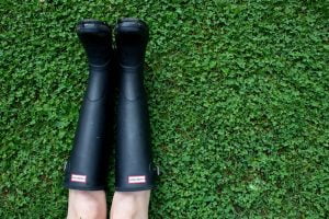 boots-rainning-hunter